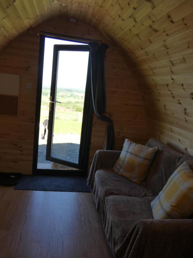 The Arns Glamping Pods Hotel Bridge of Allan Exterior photo